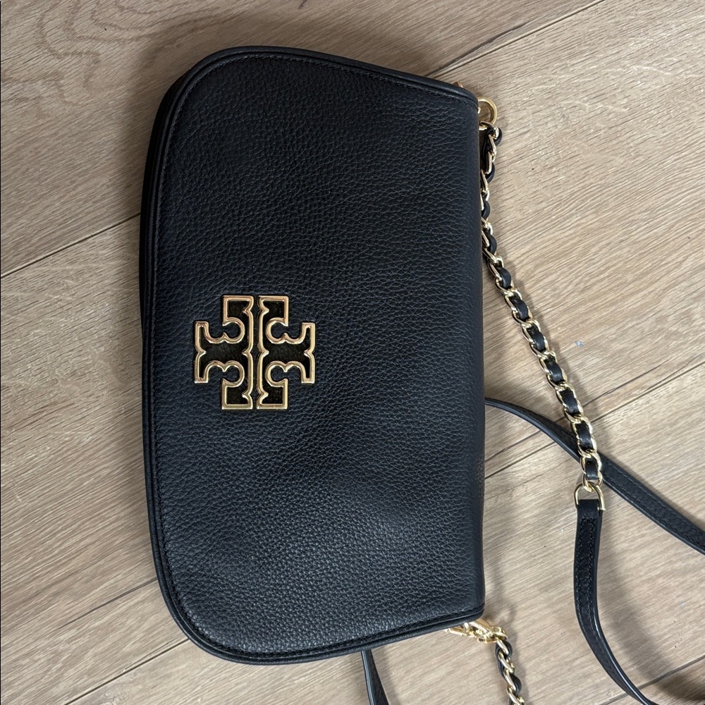 Tory Burch Black Pebbled Leather Shoulder Bag
